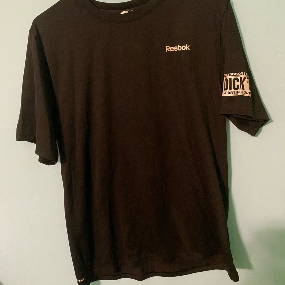 Men’s reebok shirt